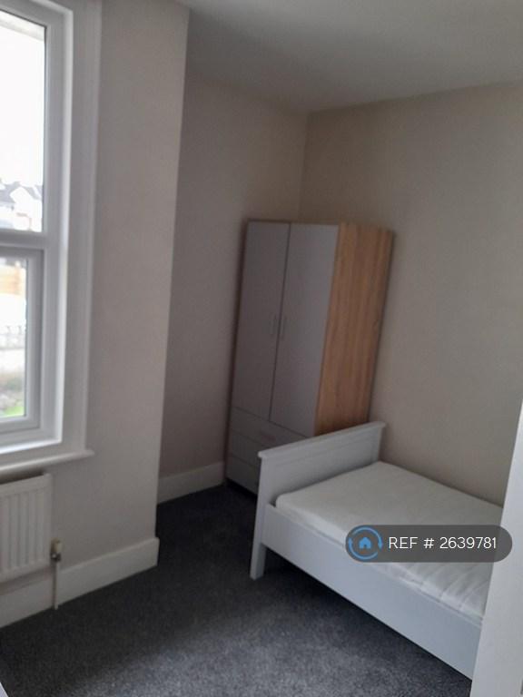 1 bedroom in Hayle Road, Maidstone, ME15 (#2639781)