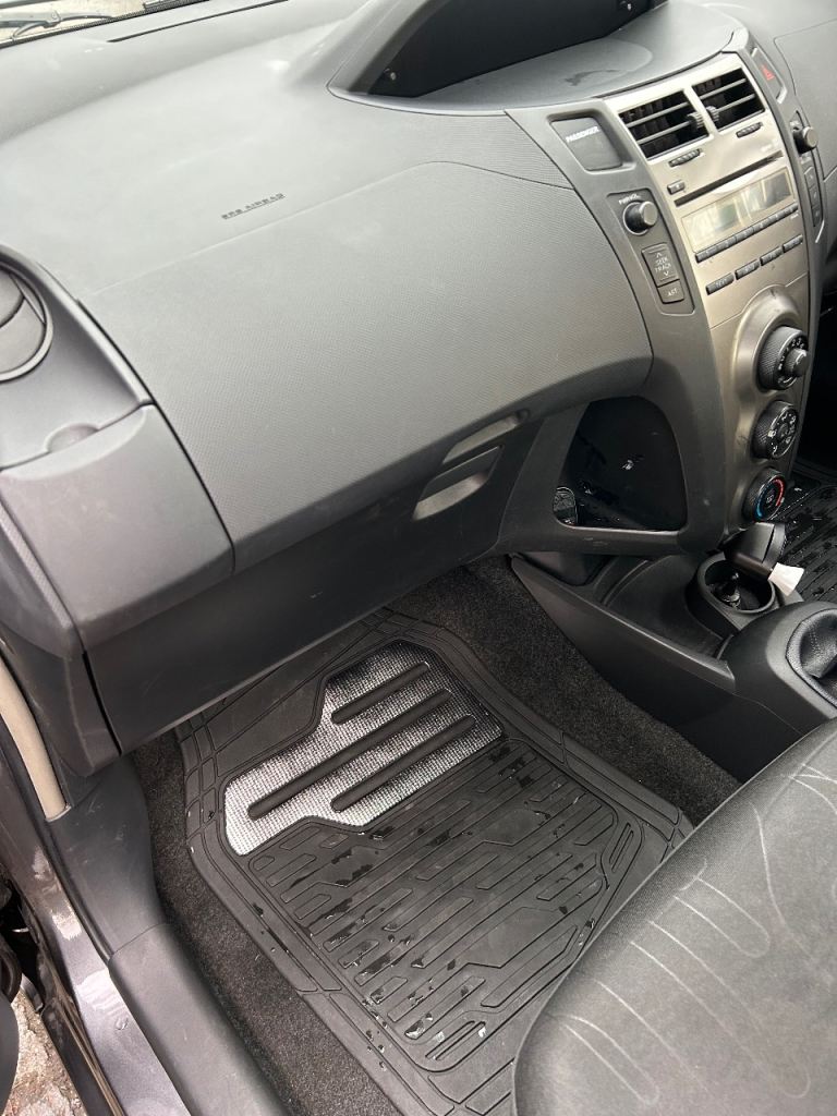 Toyota, YARIS, Hatchback, 2009, Manual, 998 (cc), 5 doors