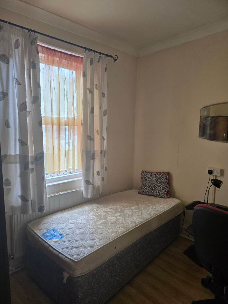 Spacious and Cosy Single Room for Rent in - HA9 9EU