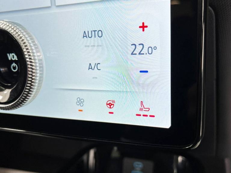 2021 Ford Mustang Mach-E Standard Range 70kWh SUV 5dr Electric Automatic (269 ps) HATCHBACK ELECT...