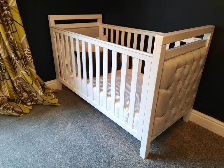 Babymore toddler cot/cotbed