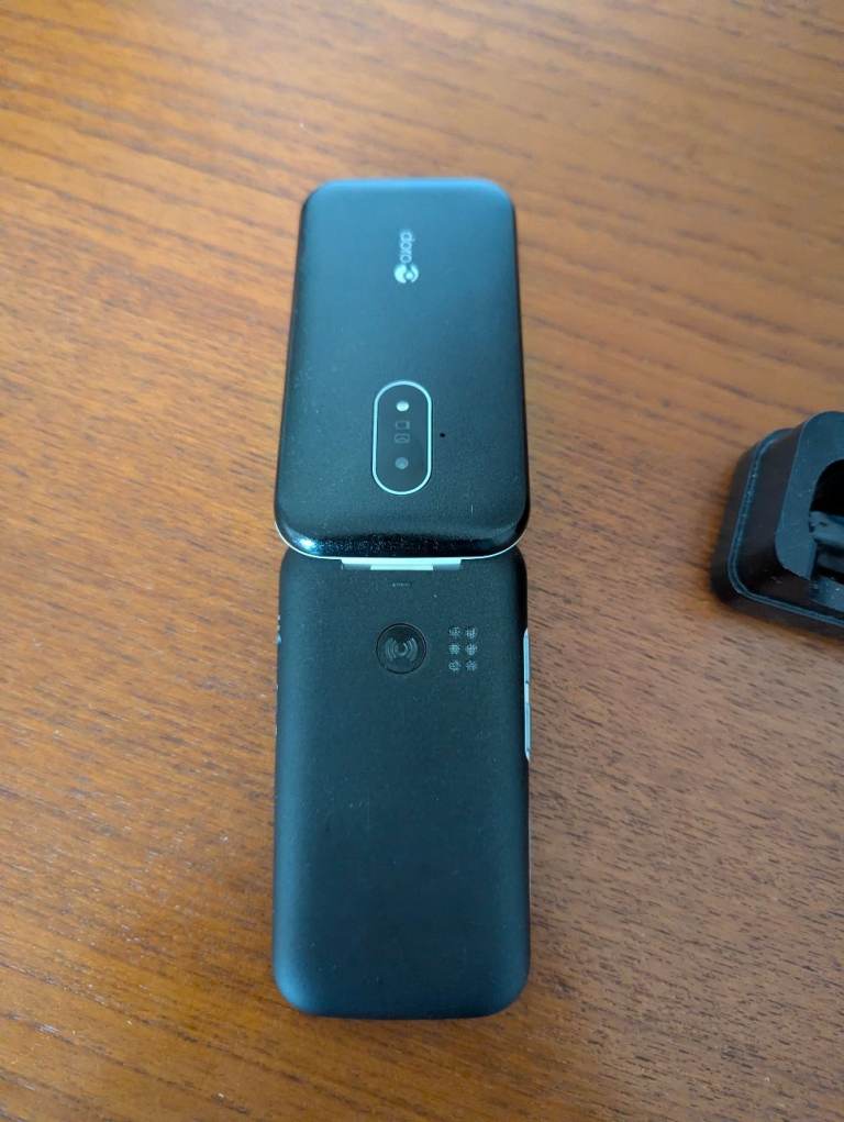 Doro 6880 Flip Phone - White, Good Condition