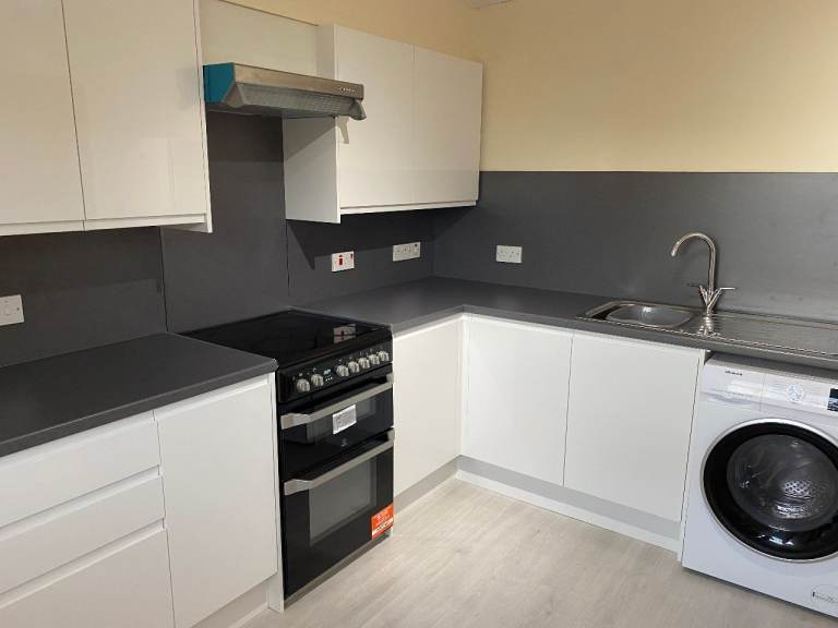 2 bedroomed fully furnished flat at Regent Walk,AB24 1SX