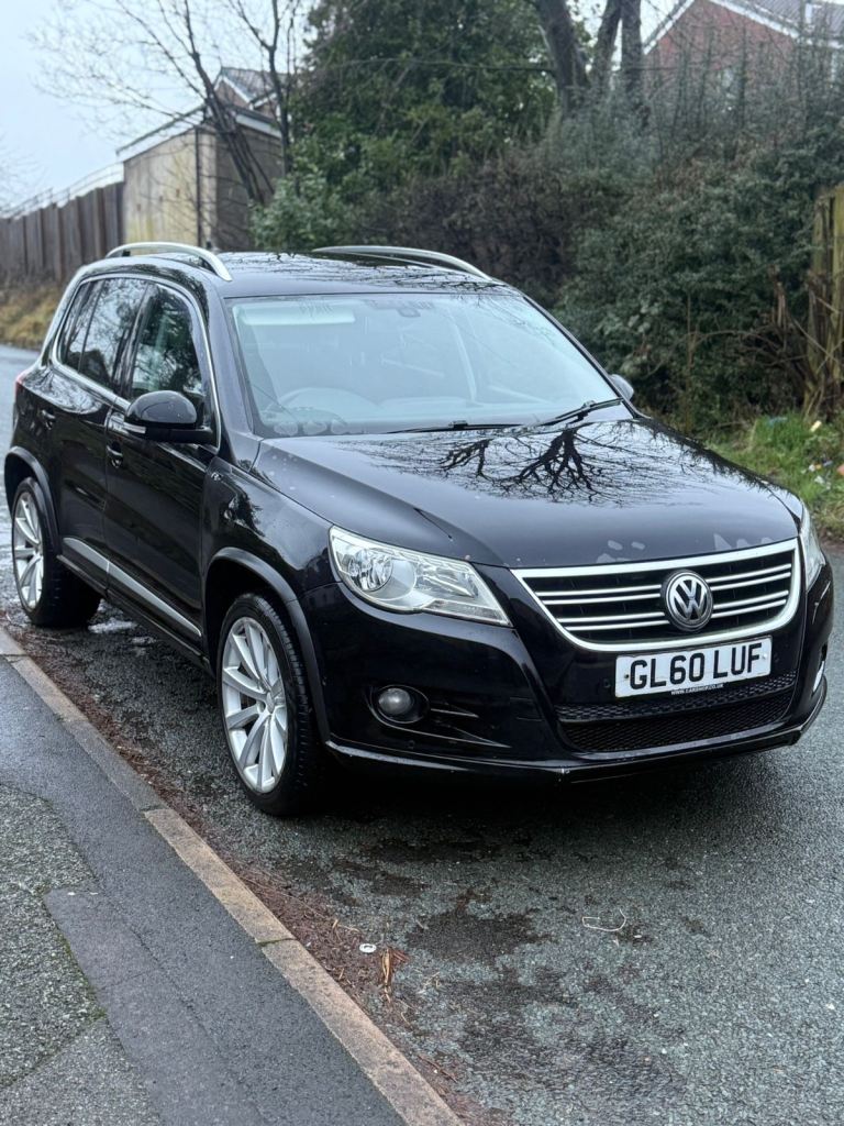 Volkswagen, TIGUAN, Estate, 2011, Semi-Auto, 1968 (cc), 5 doors