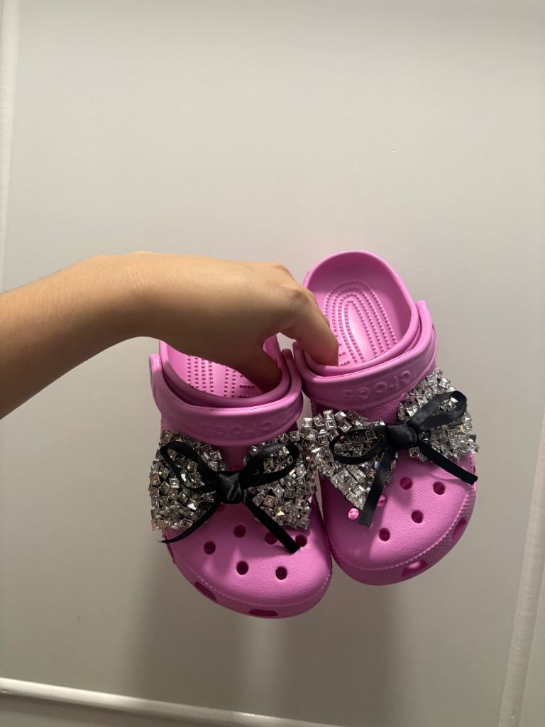 Crocs Pink Clogs with Sparkly Bows – UK Size 4, used once only 