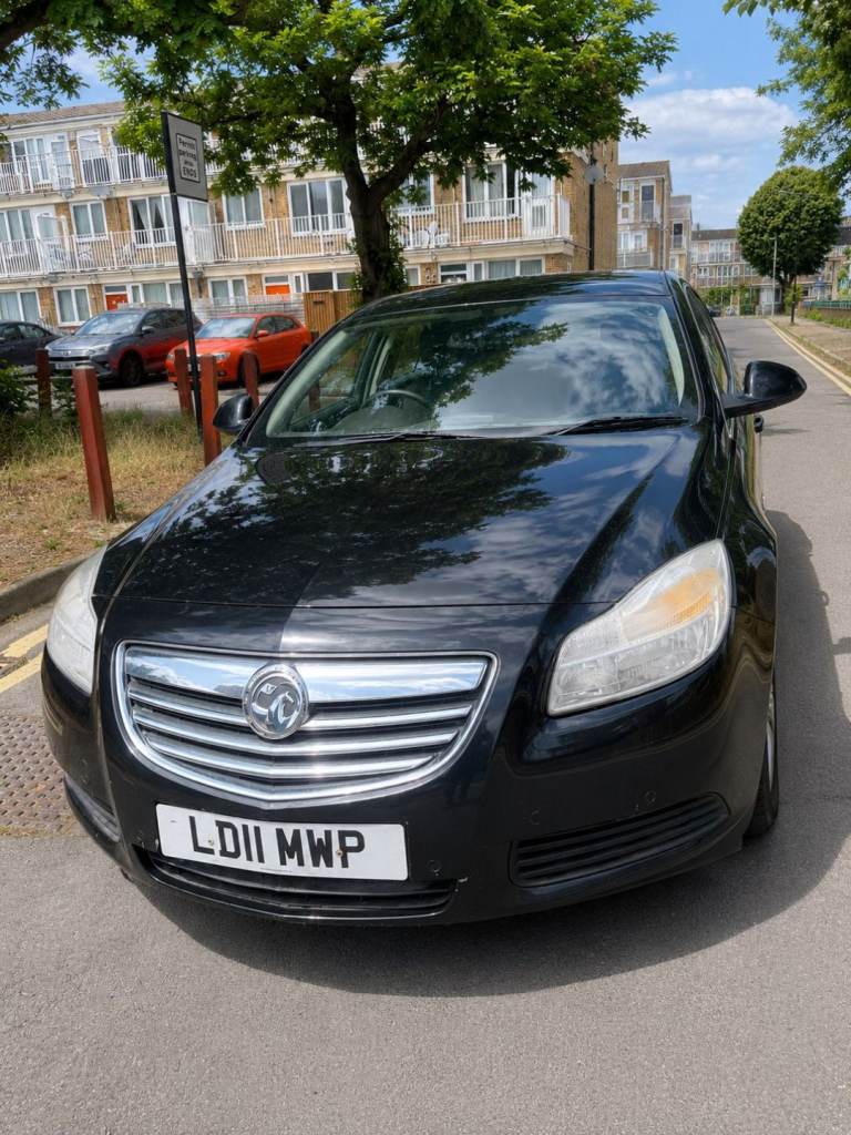 Vauxhall, INSIGNIA, Hatchback, 2011, Manual, 1956 (cc), 5 doors