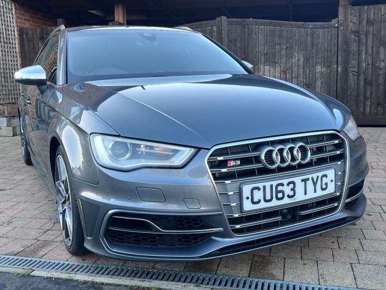 Audi s3 s Tronic - Audi service history + 2 keys