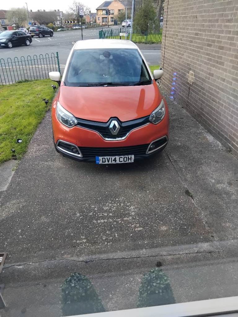 Renault, CAPTUR, Hatchback, 2014, Manual, 1461 (cc), 5 doors