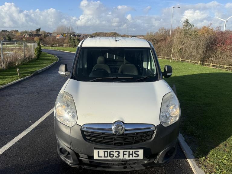 VAUXHALL COMBO 1.6 CDTi 2300 16v 2013