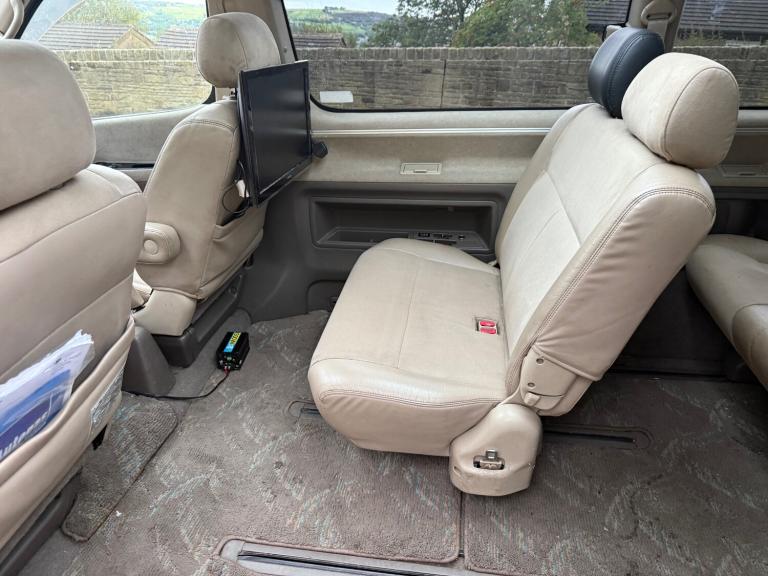 2012 Toyota HiAce V6 PETROL/LPG AUTO WHITE   Petrol Automatic