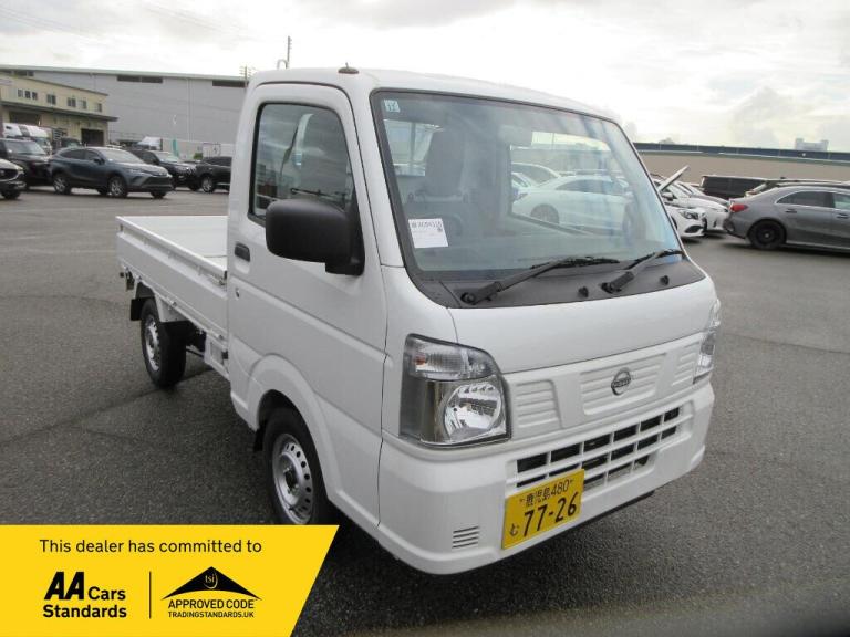 2026 Nissan NT100 CLIPPER TRUCK 4WD 5 DX 4WD 660cc Kei Truck, Suzuki Carry Based Pickup PETROL Ma...