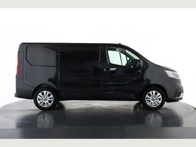 2025 Renault Trafic SL30 Blue dCi 130 Extra [Safety] Van PANEL VAN DIESEL Manual
