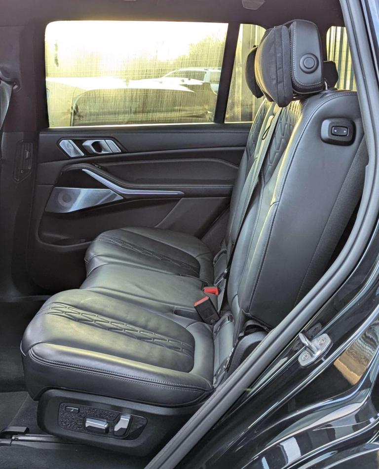  BMW X7 3.0 X7 xDrive 40i M Sport Auto 4WD 5dr Petrol Automatic