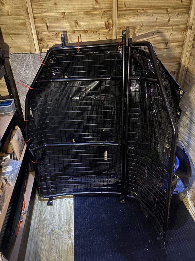 Cage bulkhead high cab