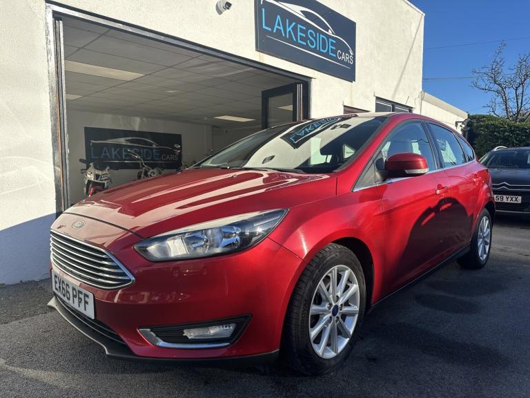 FORD FOCUS 1.0 T EcoBoost Titanium Red Manual Petrol 2016