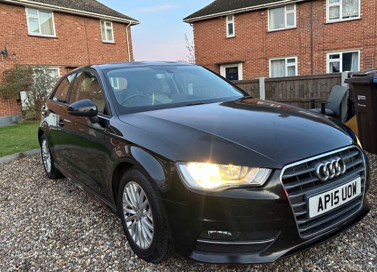 Audi, A3, Hatchback, 2015, Manual, 1598 (cc), 3 doors