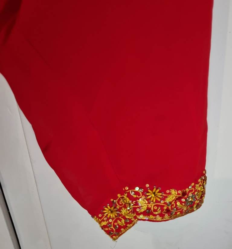 New Bunty bubbly asian dress. Yellow kameez Red pants. Red silver embroidery. Collar. 34-36chest