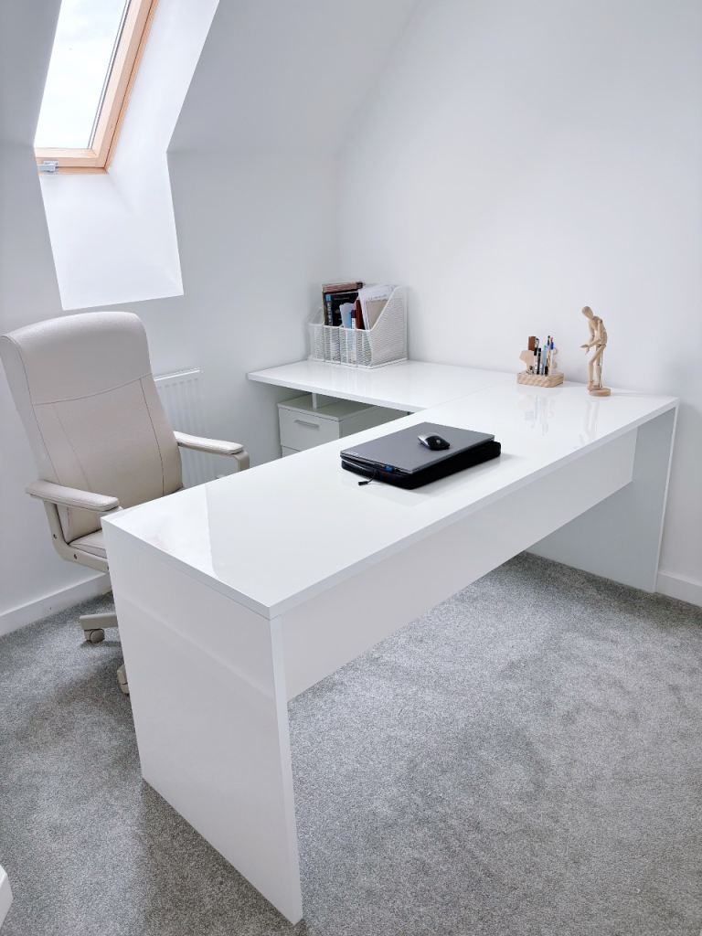 New Selina Extra Large White Gloss Desk     Italy Origin