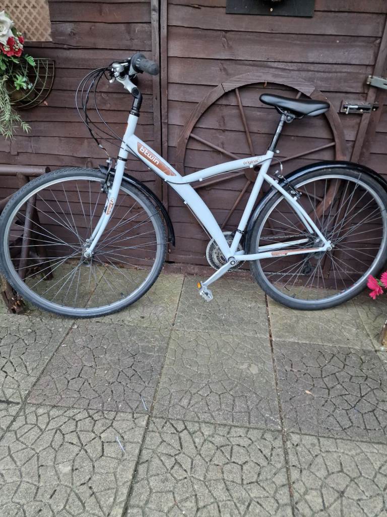 B-twin original 3 hybrid MTN bike