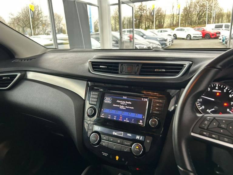 2019 Nissan Qashqai 1.3 DIG-T N-Connecta SUV 5dr Petrol Manual Euro 6 (s/s) (140 ps) F/S/H! HATCH...