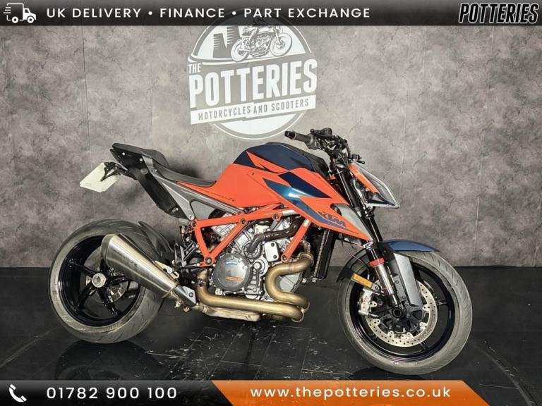 KTM 1290 SuperDuke R