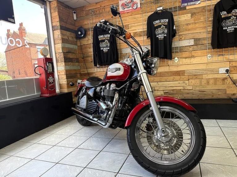 Triumph Bonneville America 790  Cruiser 