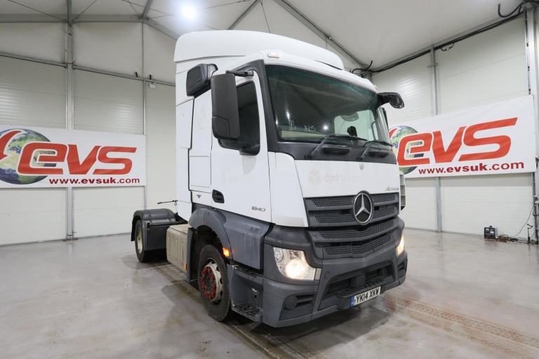 2014 (14 PLATE) Mercedes Benz Actros 1840 4x2 Euro 6 Tractor Units