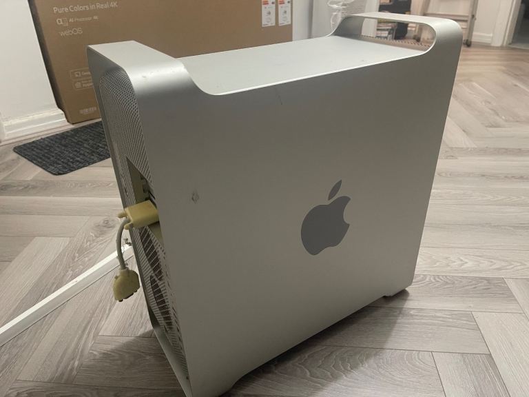 APPLE MAC G5 DESKTOP