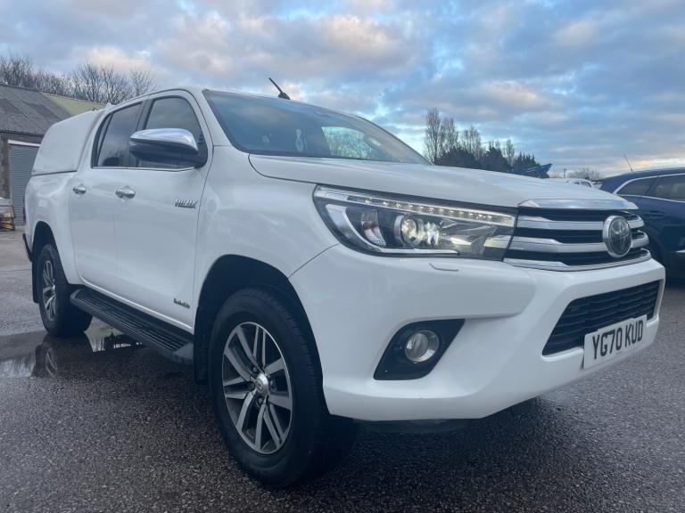 2020 TOYOTA HILUX INVINCIBLE 2.4 D-4D PICK UP TRUCK - 1 OWNER - FSH - PX/FINANCE
