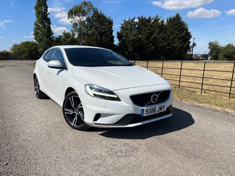 2016 Volvo V40 2.0 D3 R-Design Pro Euro 6 ULEZ £20 Road Tax