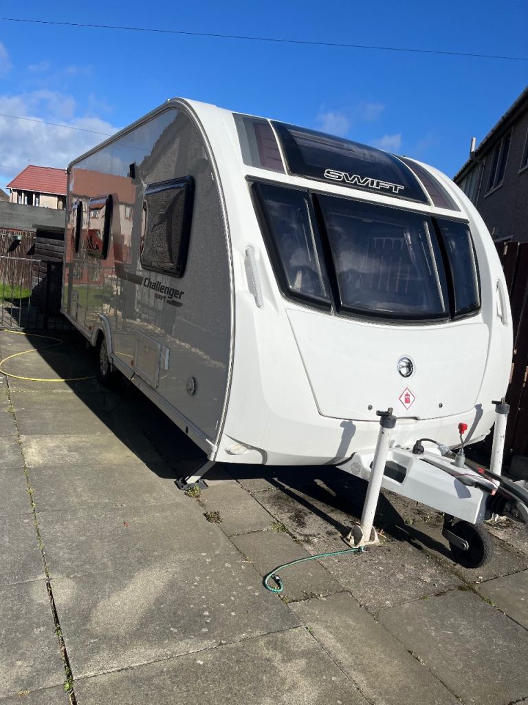 Swift Challenger Sport 524 - 4 berth caravan 