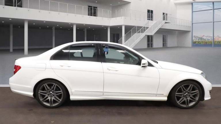 2012 Mercedes-Benz C Class C250 CDI BlueEFFICIENCY AMG Sport Plus 4dr Auto SALOON DIESEL Automatic