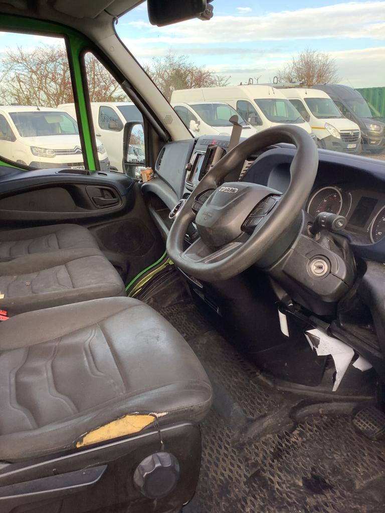 2020 Iveco Daily 2.3 pickup LWB drop side  tail lift automatic  CHASSIS CAB Diesel Automatic
