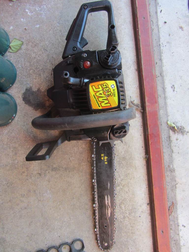 McCulloch MAC 335 Chainsaw, 14 inch.
