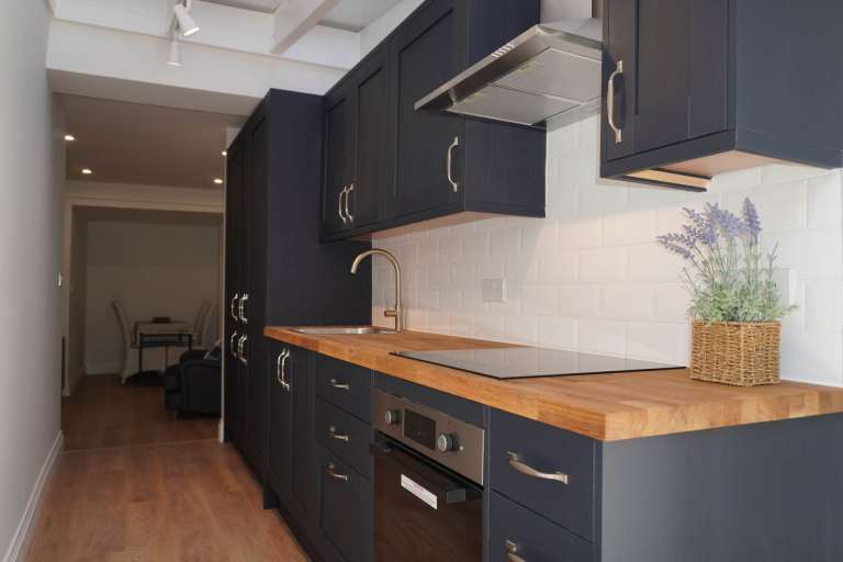 2 bedroom flat in Hetley Road, London