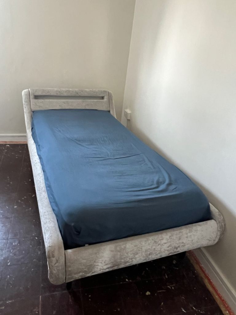 Single bed