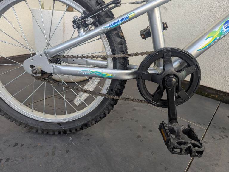 Dawes Blowfish 18 inch Wheel Silver Kids Bike Childrens