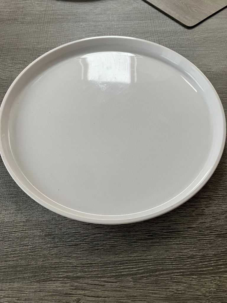 Large microwave turntable plate