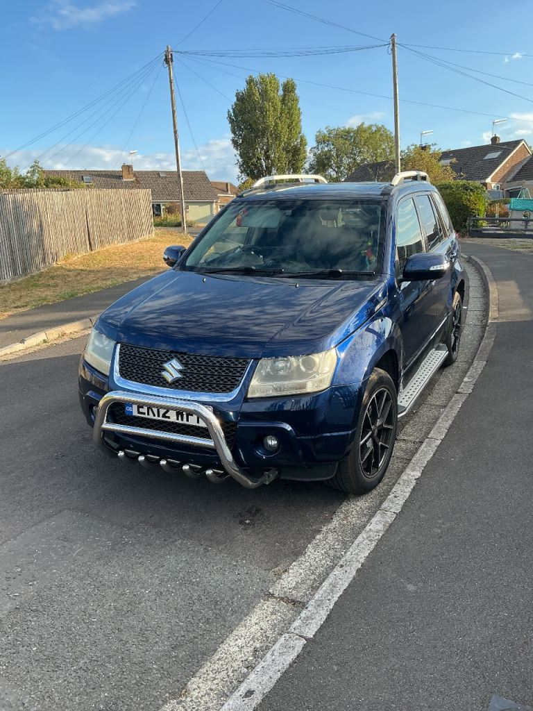 Suzuki Vitara sz5,4x4auto ,immaculate with new mot,twenty twelve model,