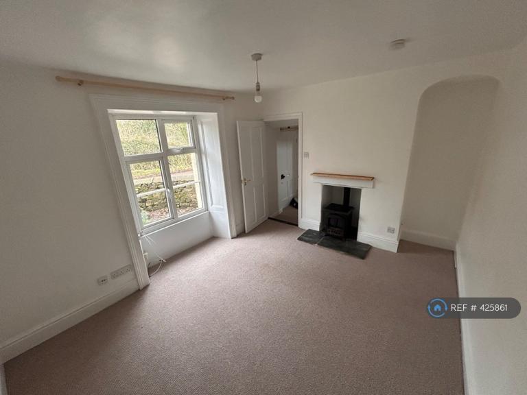 2 bedroom house in Long Barn, Crediton, EX17 (2 bed) (#425861)