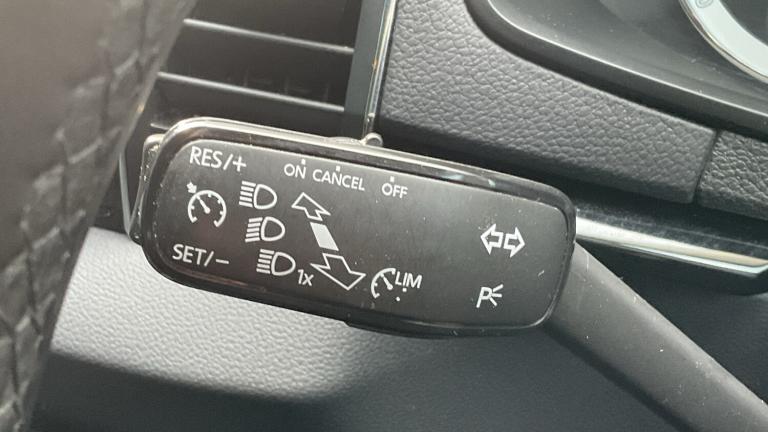 2018 Skoda Karoq 1.6 TDI SE L 5dr DSG ESTATE DIESEL Automatic