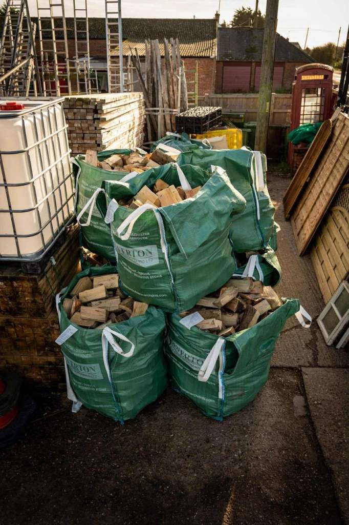 Large Bag Of Hardwood Seasoned Logs 
