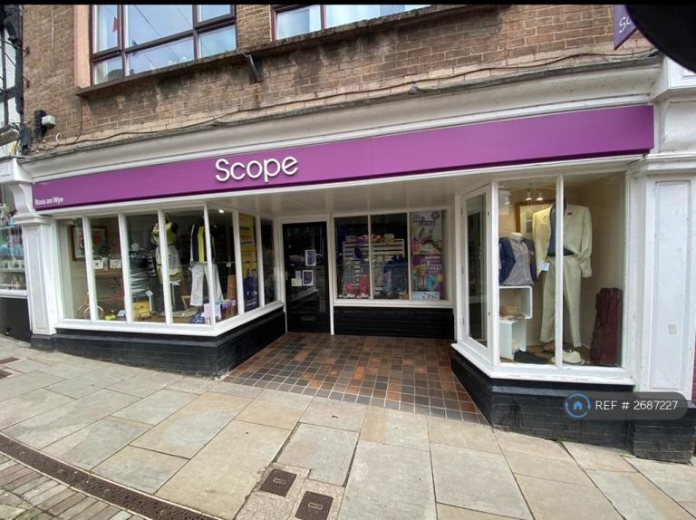 2 bedroom flat in Ross On Wye, Herefordshire, HR9 (2 bed) (#2687227)