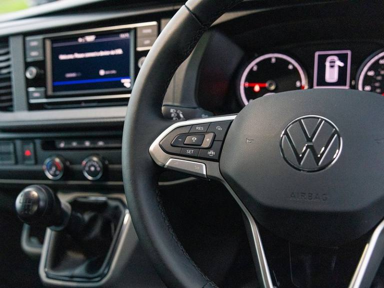 2024 Volkswagen Transporter TDI T28 Highline Panel Van Diesel Manual