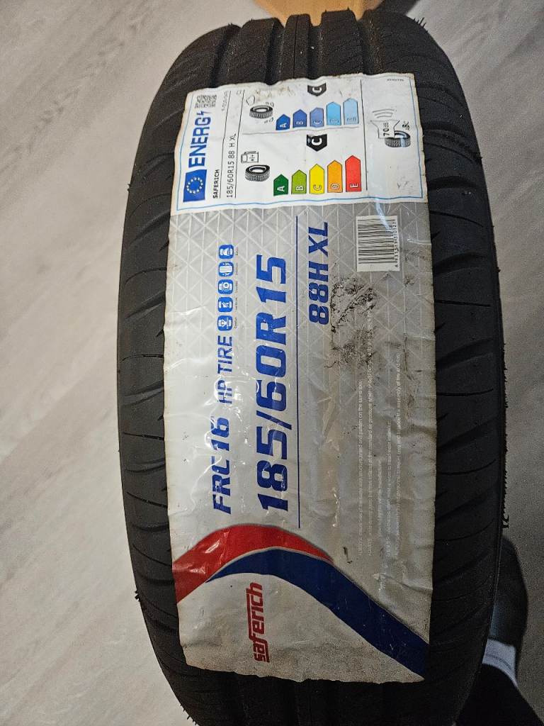 New steel wheel with tyre 