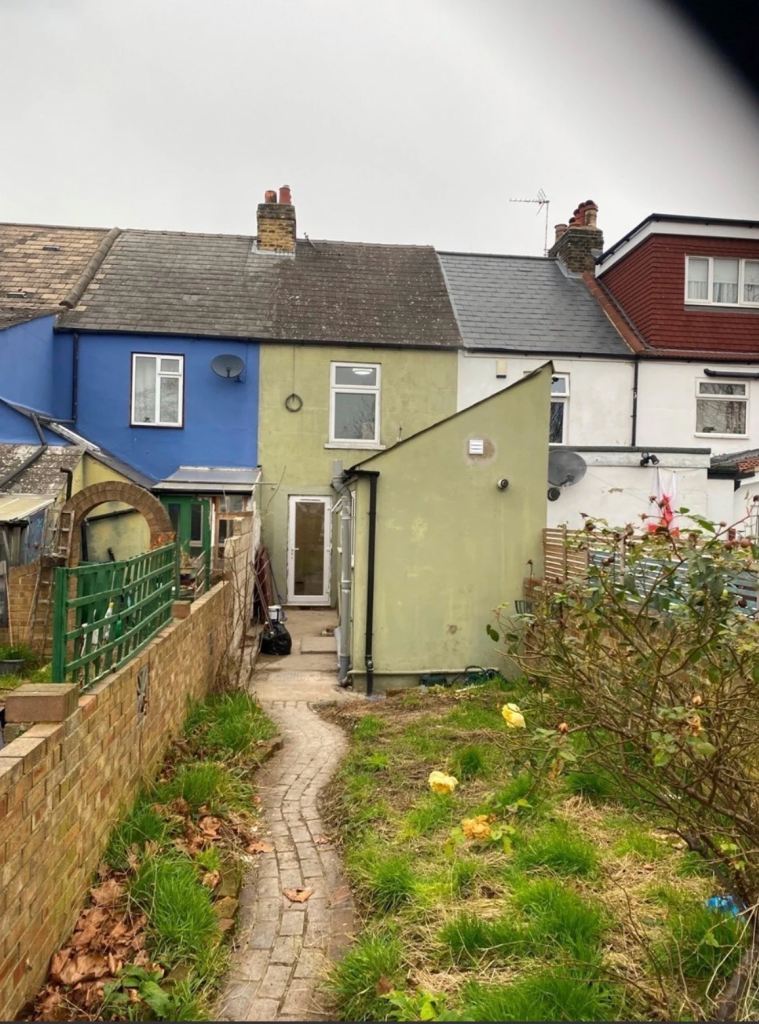 A lovely family home near ebbfleet station 