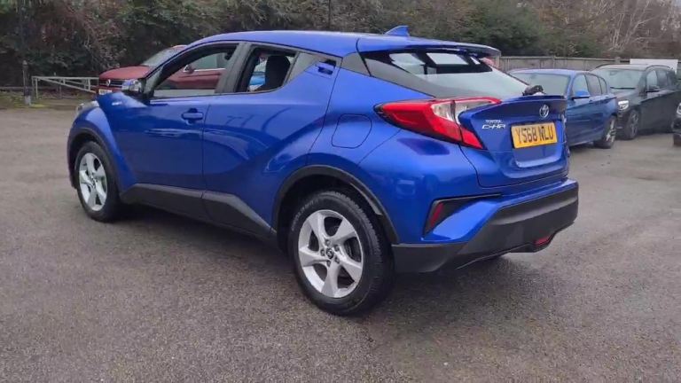 Toyota C-HR Hybrid 1.8 VVT-h Icon ULEZ Free Automatic CVT Excellent Condition