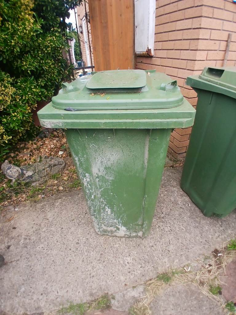 Wheelie bins