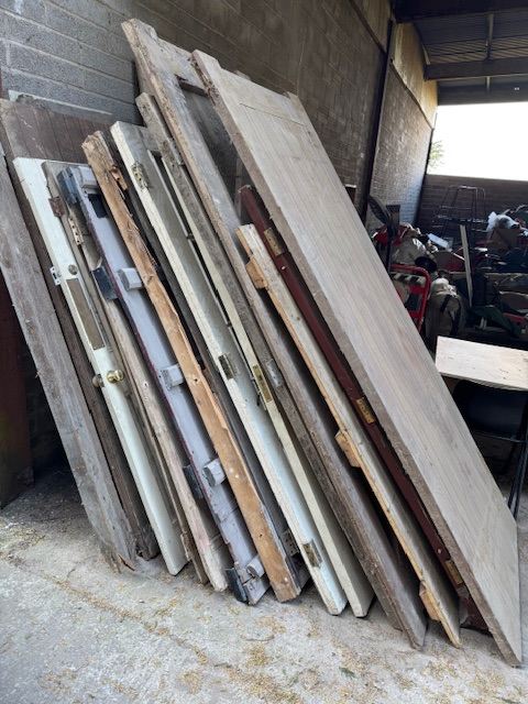 Approx 18 doors free to collector