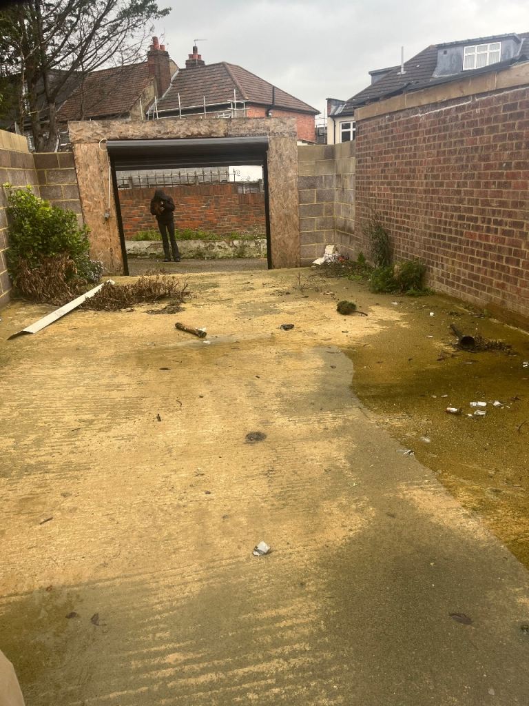 Land garage